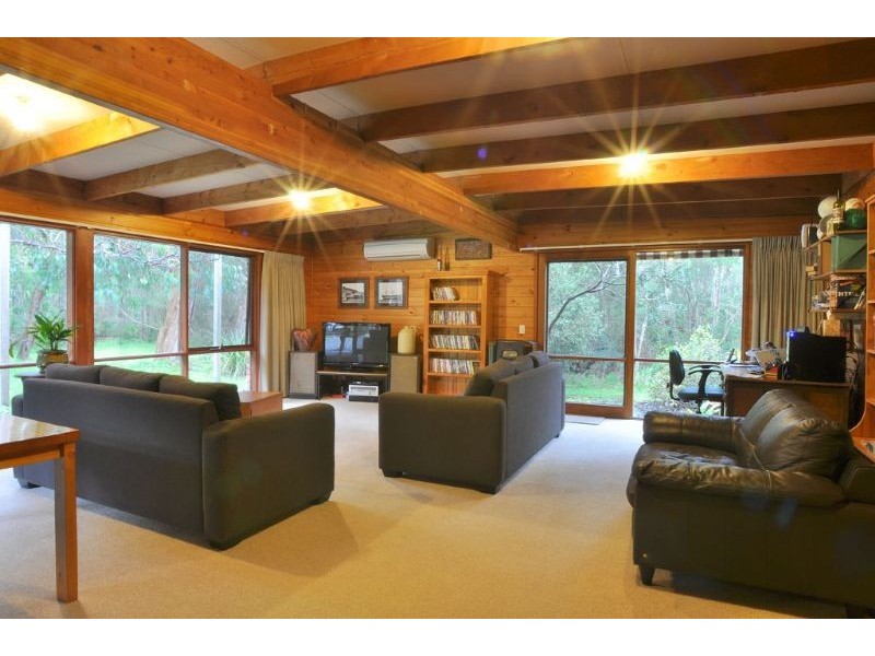 500 Lynnes Road, Wattle Bank, Inverloch VIC 3996