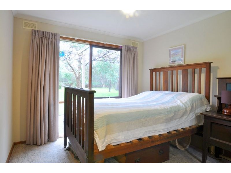 500 Lynnes Road, Wattle Bank, Inverloch VIC 3996