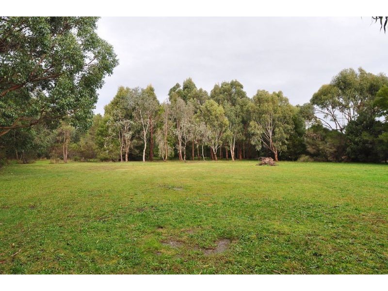 500 Lynnes Road, Wattle Bank, Inverloch VIC 3996