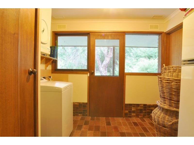 500 Lynnes Road, Wattle Bank VIC 3995