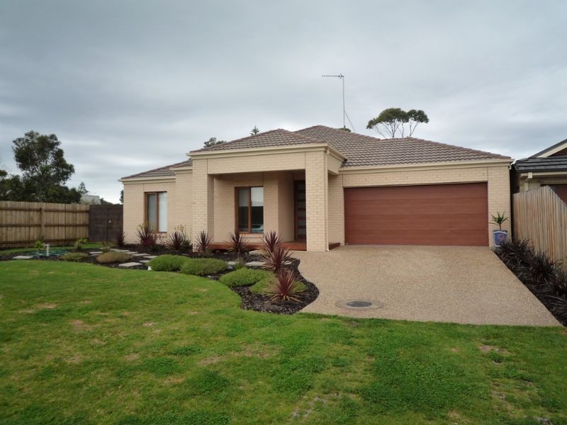 9 Paperbark Place, Inverloch VIC 3996