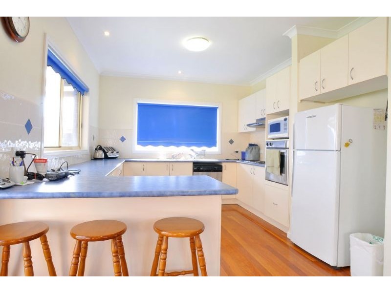 5 Ullathornes Rd, Inverloch VIC 3996