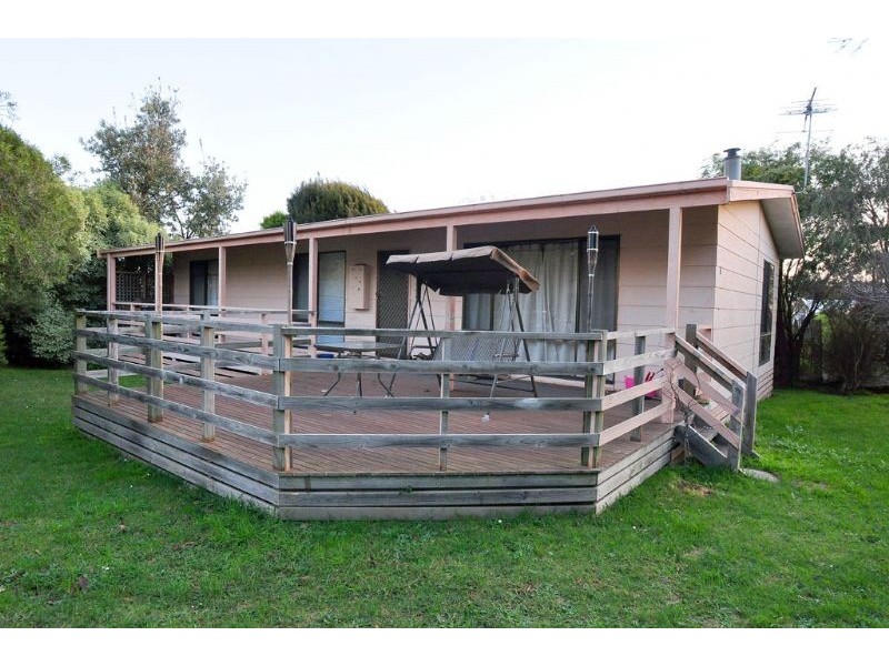 3 Smythe Place, Inverloch VIC 3996