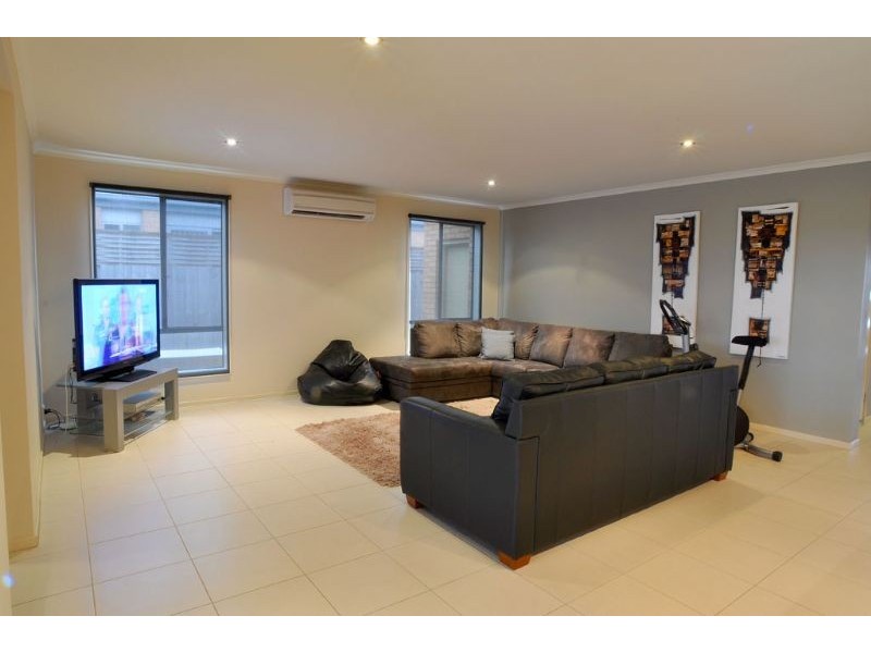 20 Endeavour Place, Inverloch VIC 3996