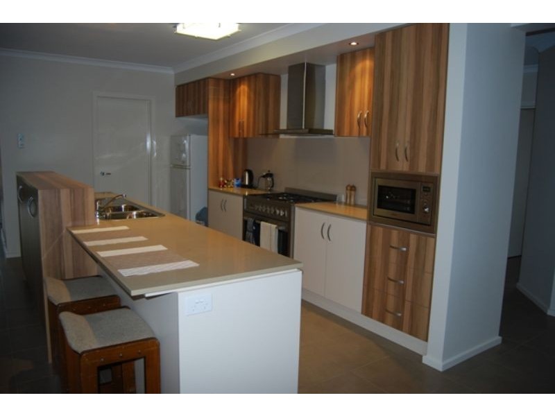 18 Outrigger Drive, Inverloch VIC 3996