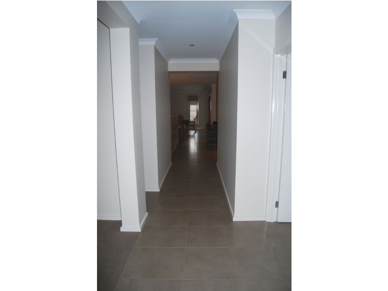 18 Outrigger Drive, Inverloch VIC 3996