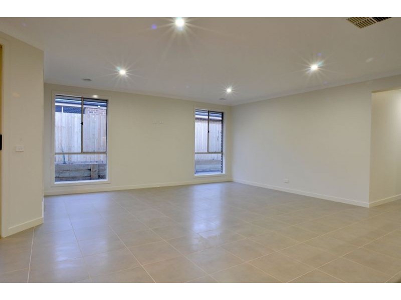 6 Correa Place, Inverloch VIC 3996