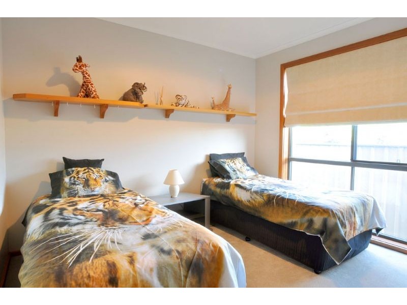 15 Williams Street, Inverloch VIC 3996