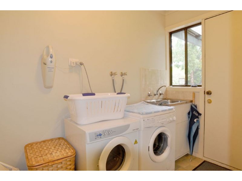 21 Victoria Street, Inverloch VIC 3996