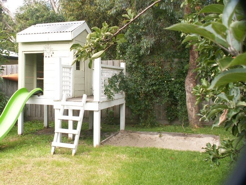 3 Wallace Avenue, Inverloch VIC 3996