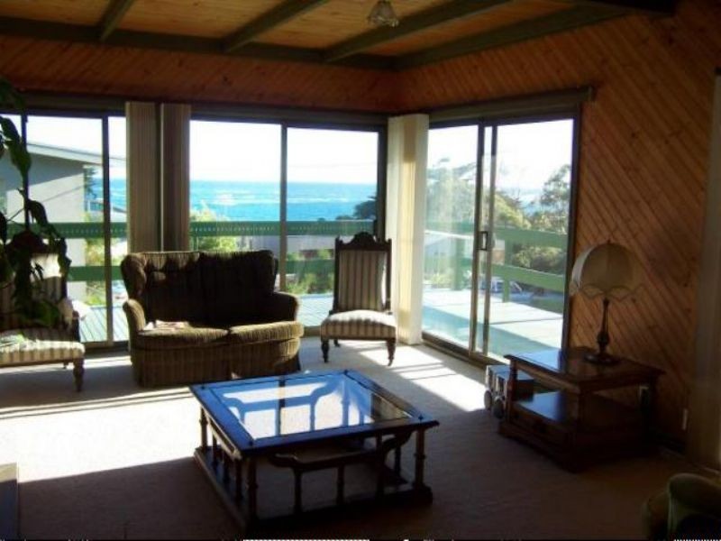 3 Holt Crt, Inverloch VIC 3996