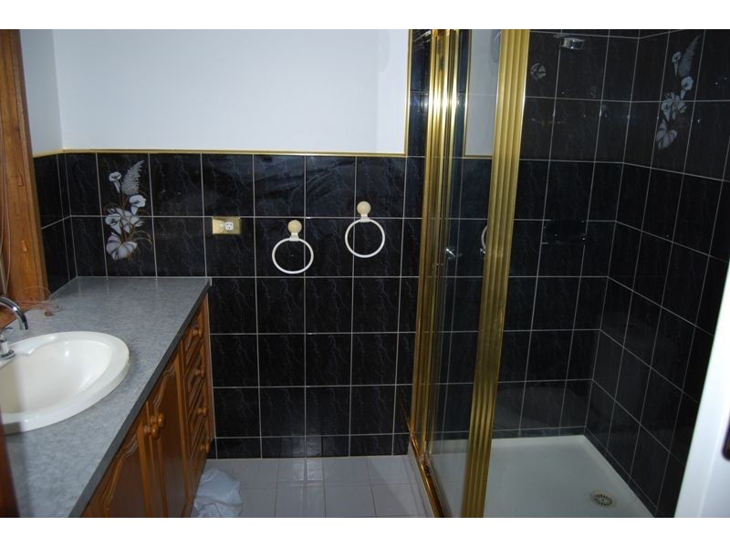 51 Dixon St, Inverloch VIC 3996