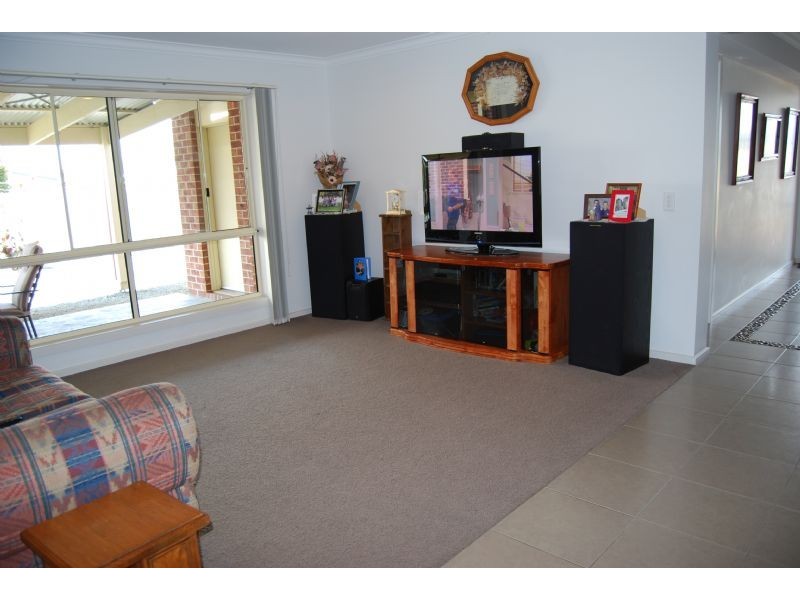 15 Stanley Crt, Inverloch VIC 3996