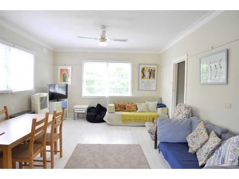 38 Bayview Avenue, Inverloch VIC 3996