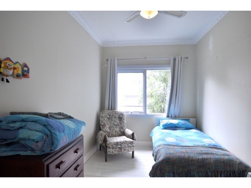 38 Bayview Avenue, Inverloch VIC 3996