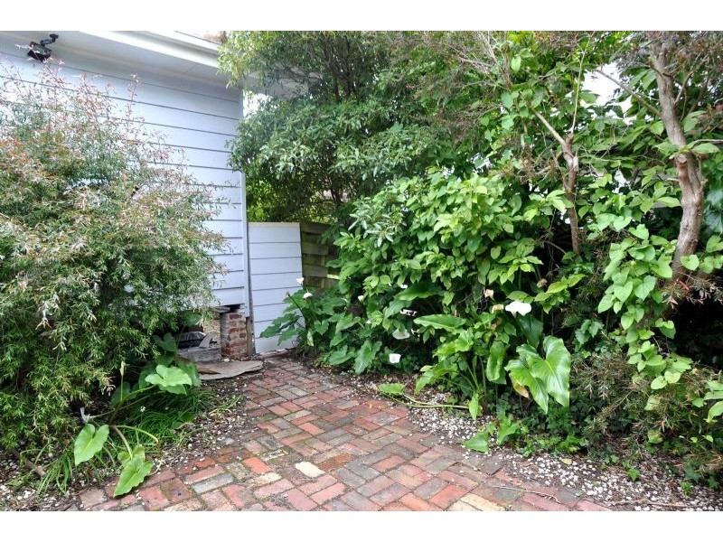 38 Bayview Avenue, Inverloch VIC 3996