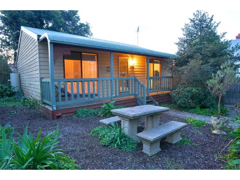 44 Victoria Road, Loch VIC 3945