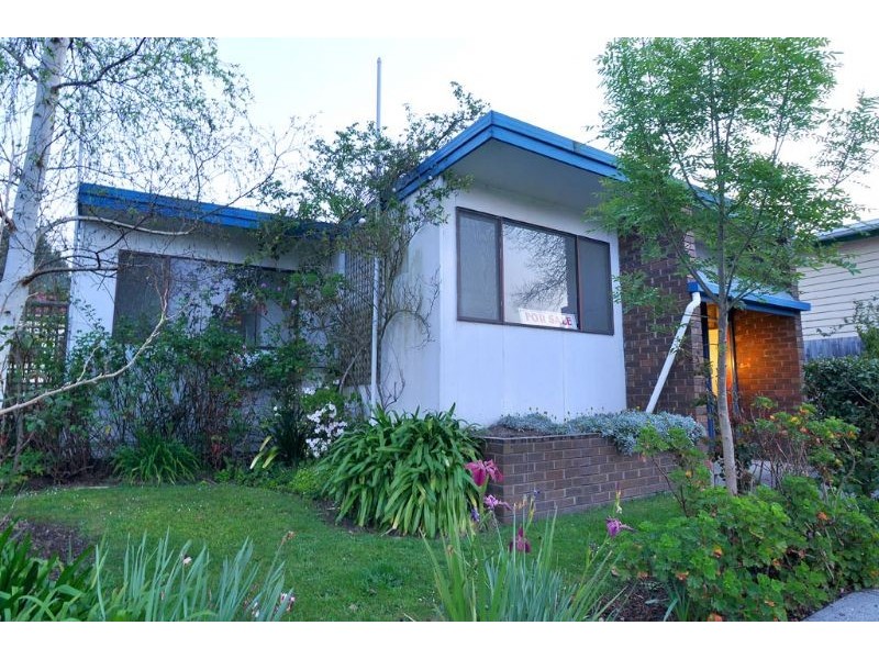 44 Victoria Road, Loch VIC 3945