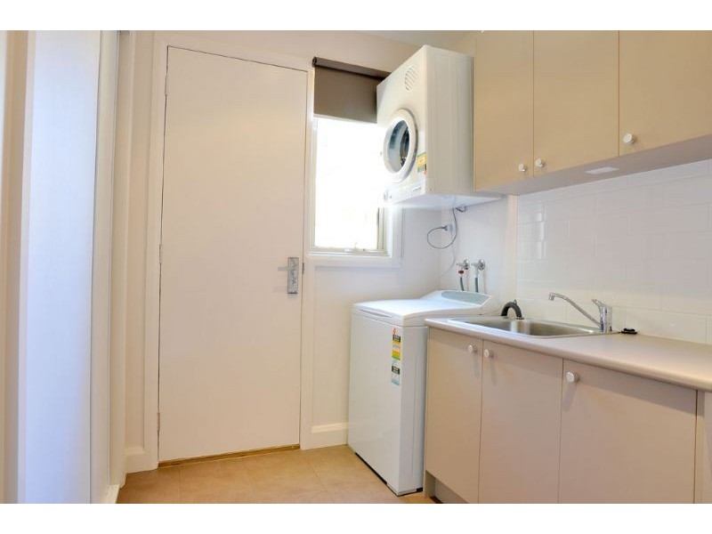 I/2 Freda Street, Inverloch VIC 3996