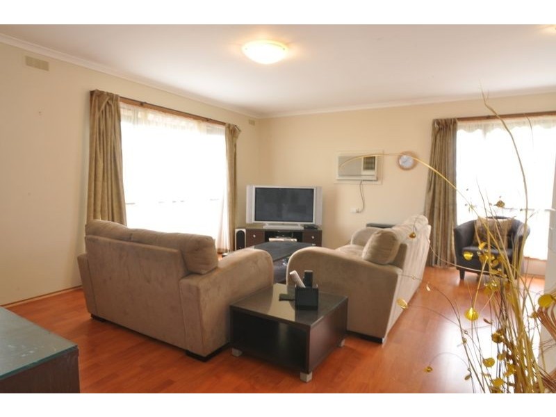 16 Hamilton St, Inverloch VIC 3996