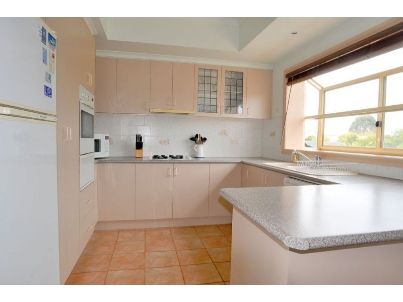84 Toorak Road, Inverloch VIC 3996