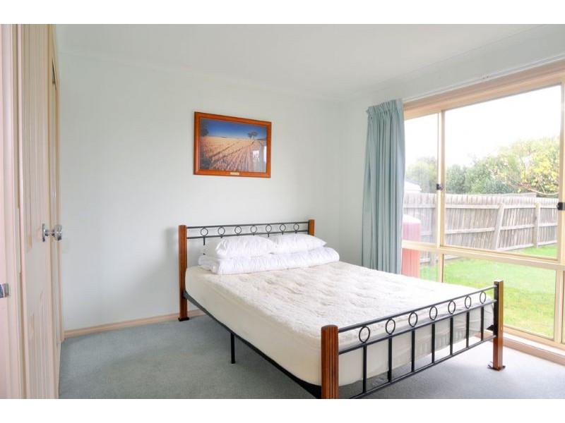 84 Toorak Road, Inverloch VIC 3996