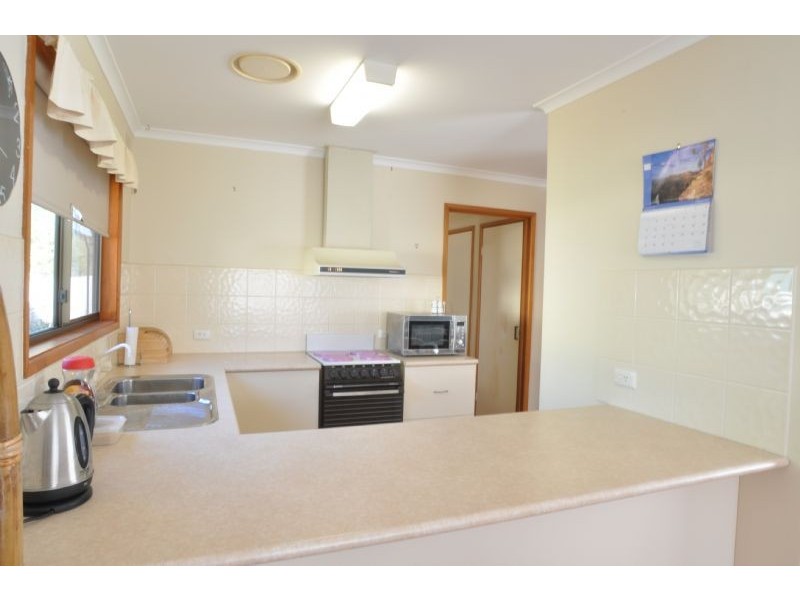 16 Hamilton St, Inverloch VIC 3996