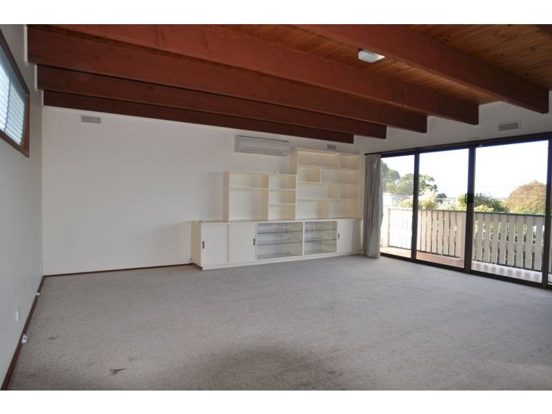 29 Beilby Avenue, Inverloch VIC 3996