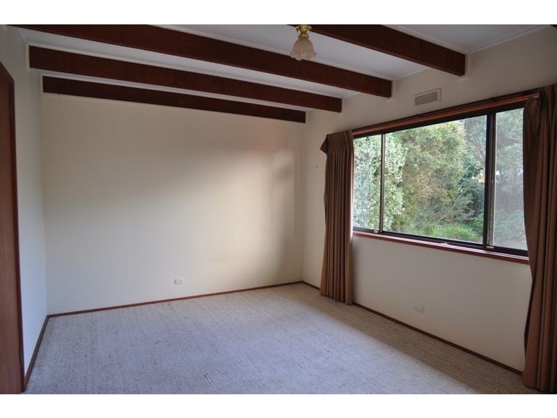 29 Beilby Avenue, Inverloch VIC 3996