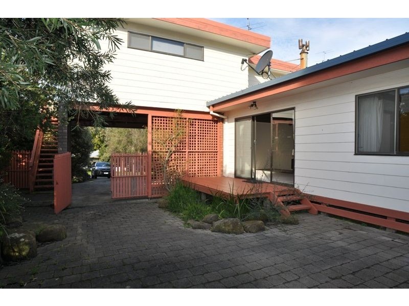 29 Beilby Avenue, Inverloch VIC 3996