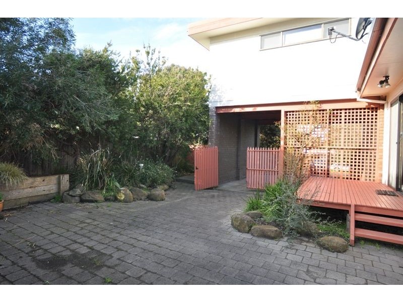 29 Beilby Avenue, Inverloch VIC 3996