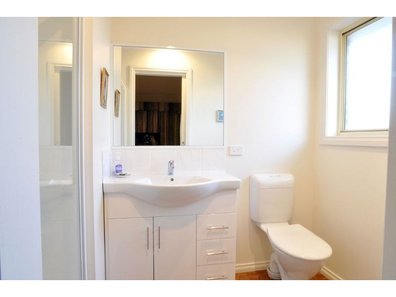 4/2-4 Powlett Street, Inverloch VIC 3996