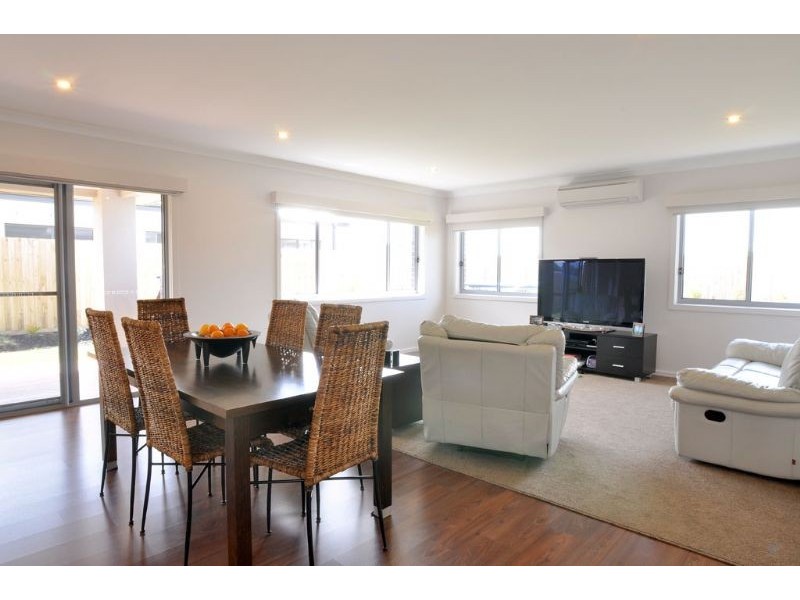 54 Meanderri Drv, Inverloch VIC 3996