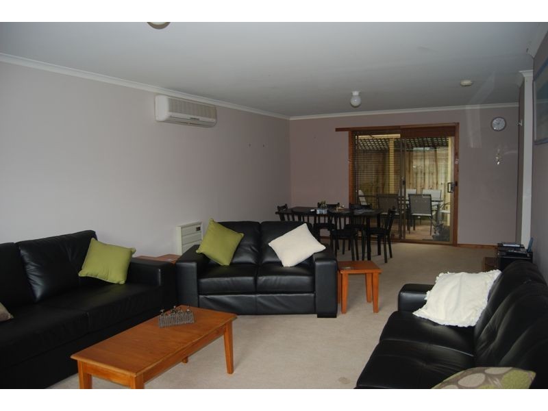 4/4-6 Cuttriss Street, Inverloch VIC 3996