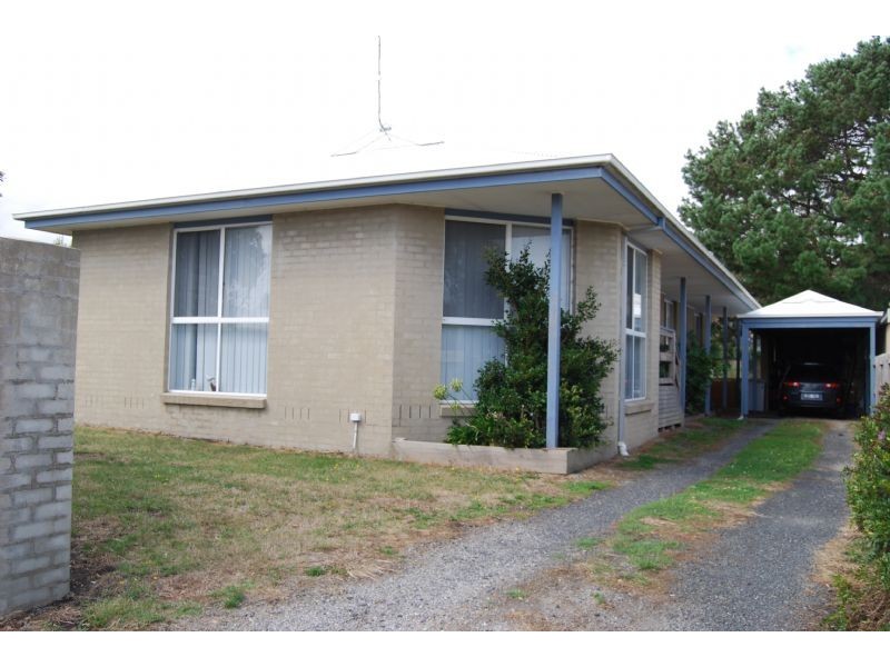 111 Tamara Cres, Inverloch VIC 3996