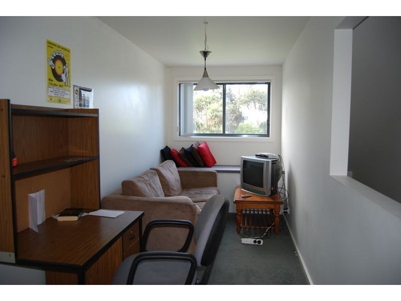 25 Ullathornes Rd, Inverloch VIC 3996