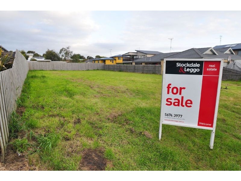 5 Endeavour Place, Inverloch VIC 3996