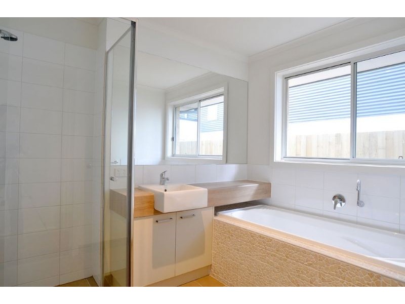 5 Correa Place, Inverloch VIC 3996