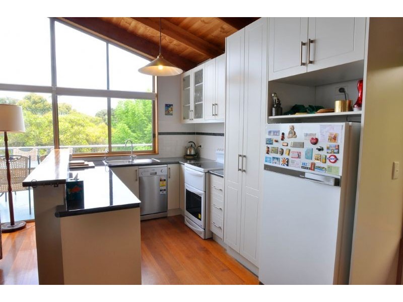 25 The Esplanade, Inverloch VIC 3996