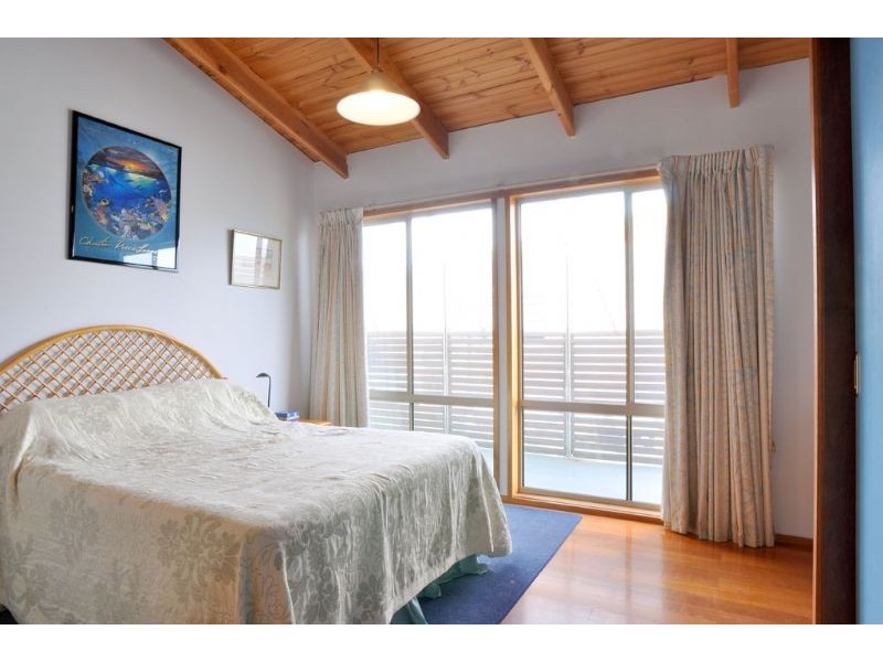 25 The Esplanade, Inverloch VIC 3996