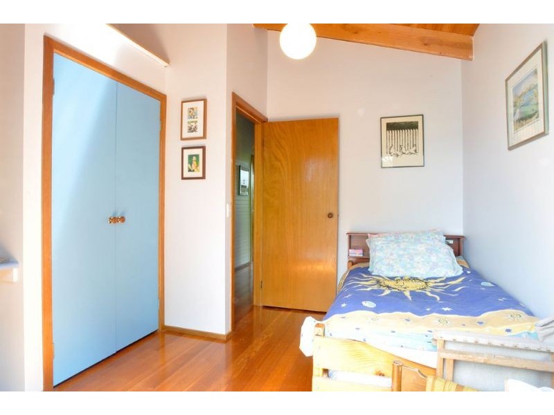 25 The Esplanade, Inverloch VIC 3996