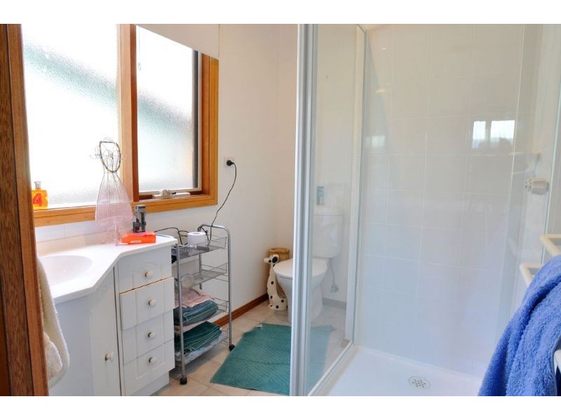 36 Florida Ave, Inverloch VIC 3996
