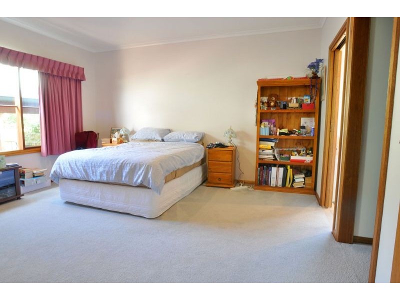 36 Florida Ave, Inverloch VIC 3996