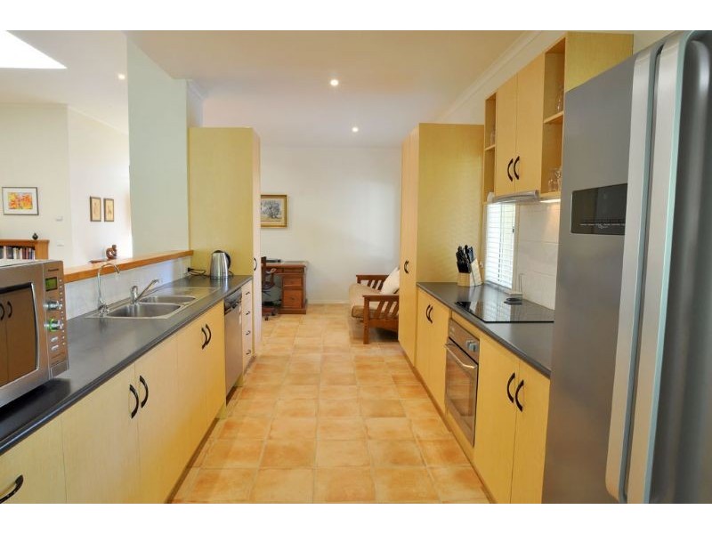 7 Bunurong Crt, Inverloch VIC 3996