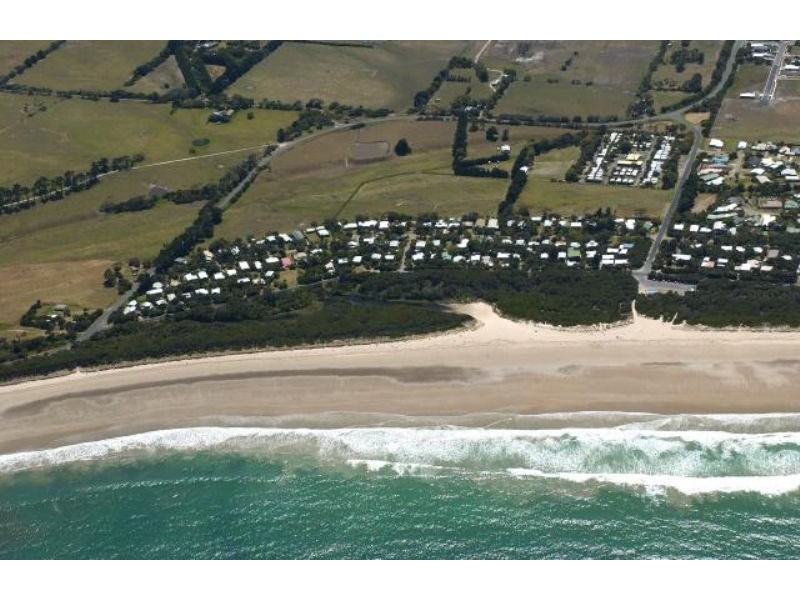 13 Queenscliff Drive, Inverloch VIC 3996