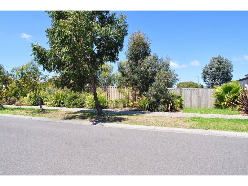 5 Regatta Place, Inverloch VIC 3996