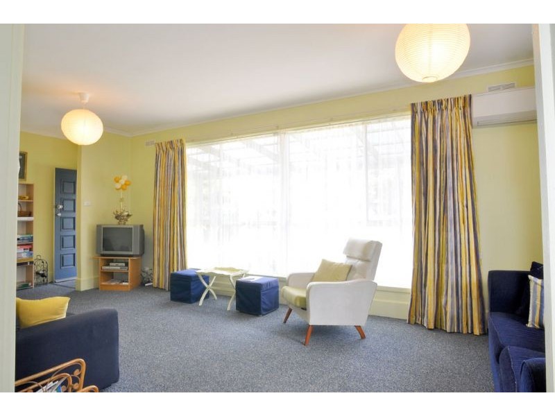 37 Cuttriss St, Inverloch VIC 3996