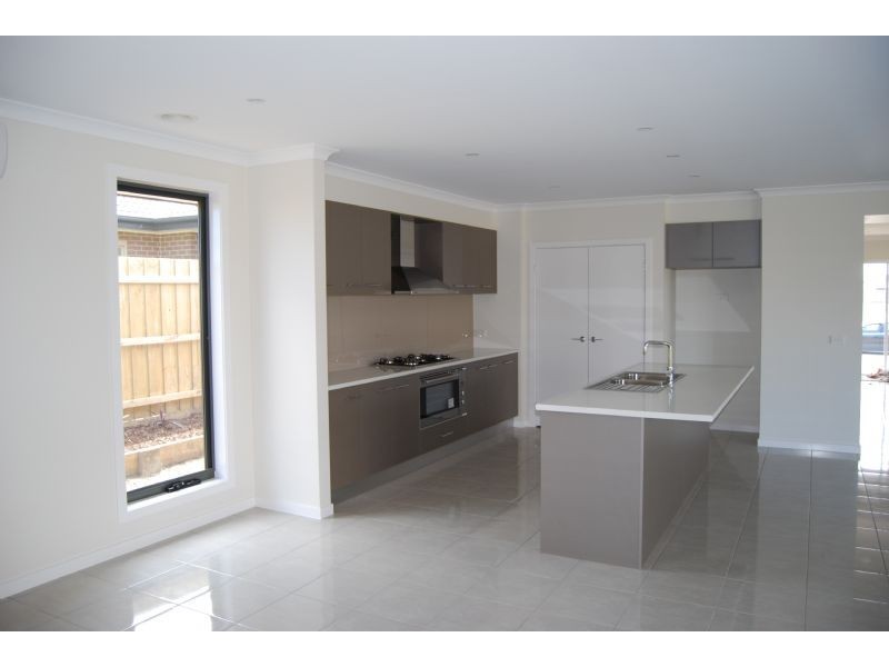 11 Queenscliff, Inverloch VIC 3996