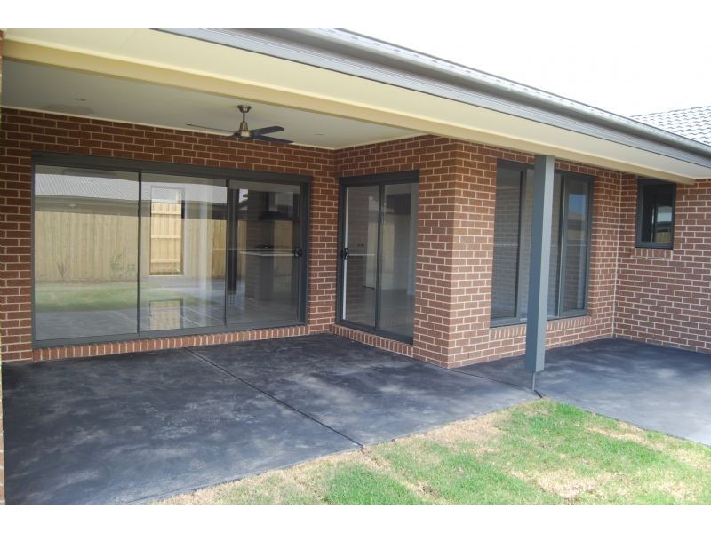 11 Queenscliff, Inverloch VIC 3996