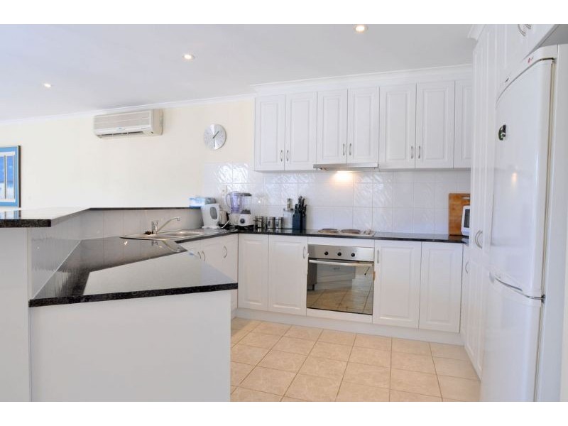 2/24-26 Kathryn Close, Inverloch VIC 3996
